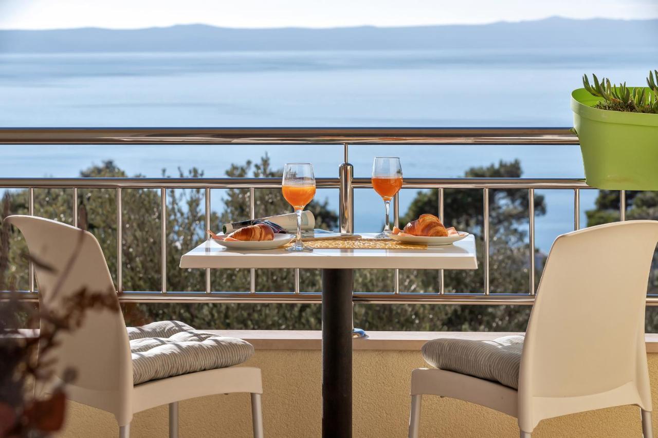 Apartments Santric - The Hill Makarska Ngoại thất bức ảnh