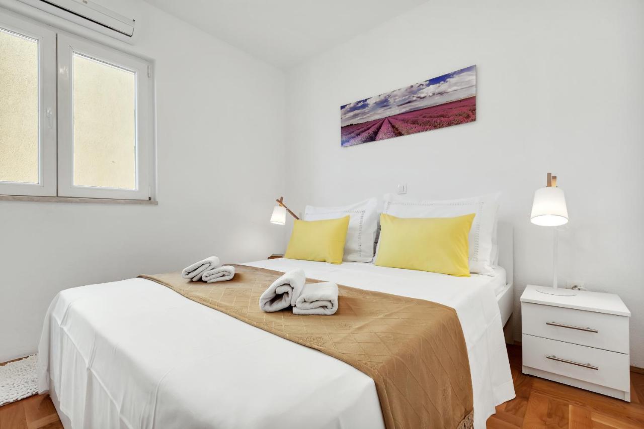 Apartments Santric - The Hill Makarska Ngoại thất bức ảnh
