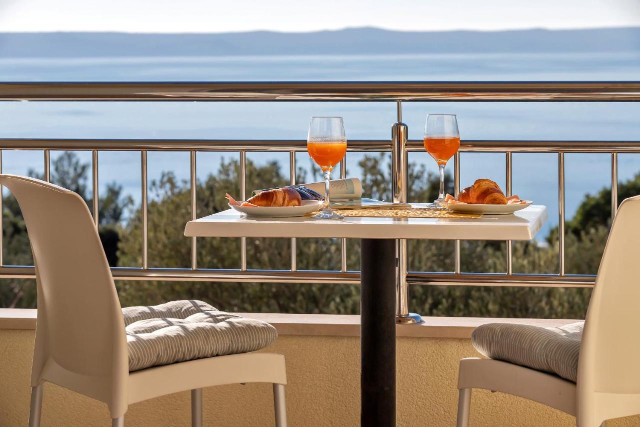 Apartments Santric - The Hill Makarska Ngoại thất bức ảnh