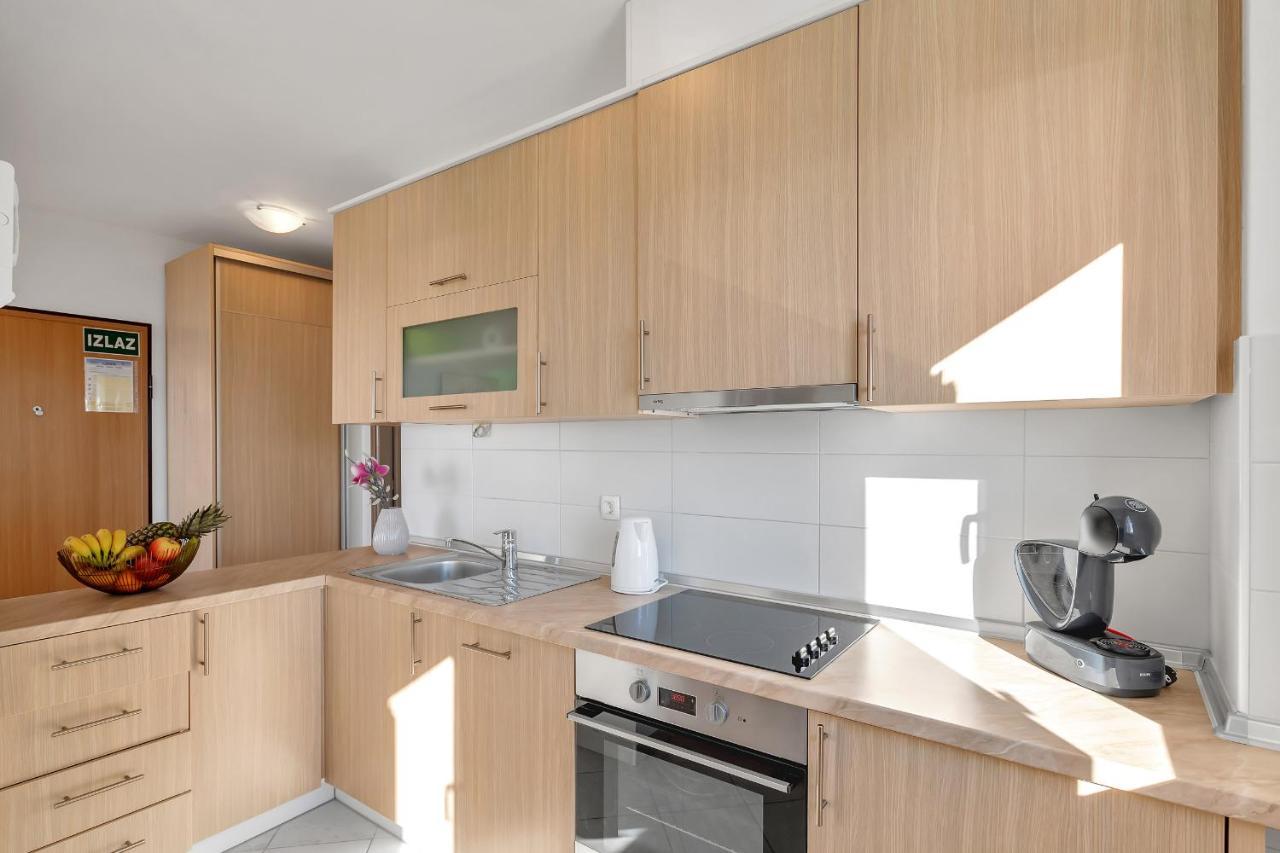 Apartments Santric - The Hill Makarska Ngoại thất bức ảnh