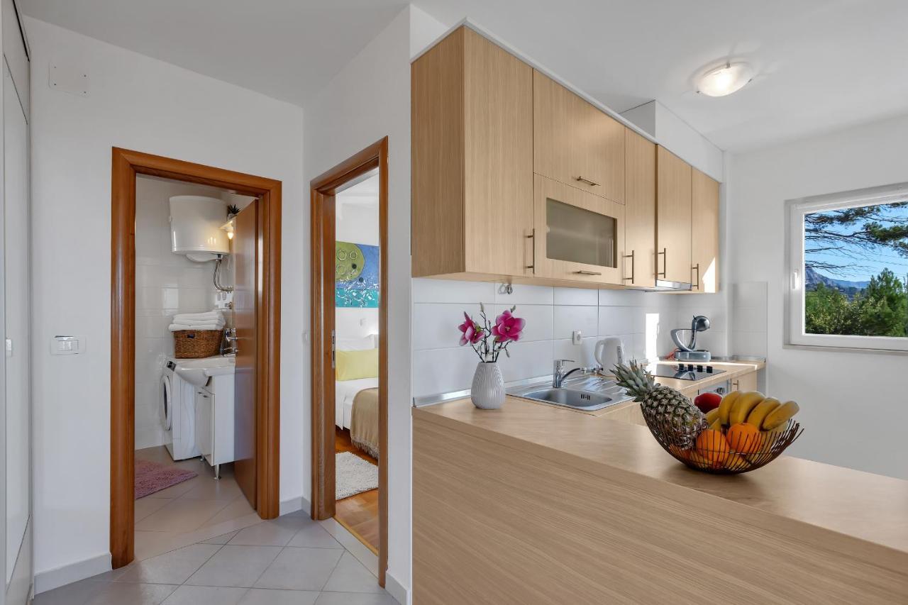 Apartments Santric - The Hill Makarska Ngoại thất bức ảnh